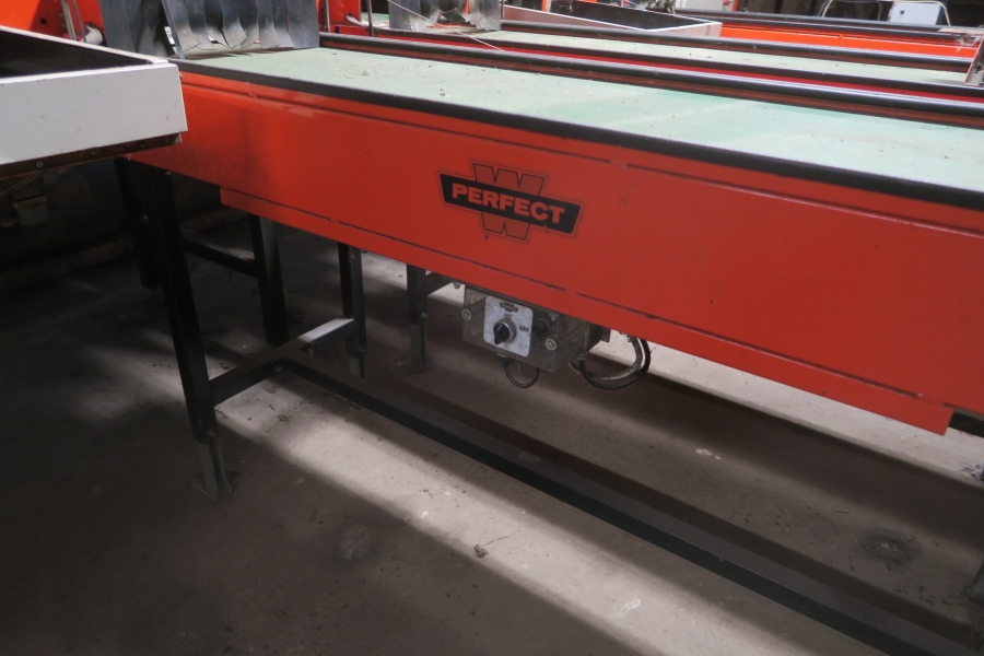4387 Perfect apple grading line
