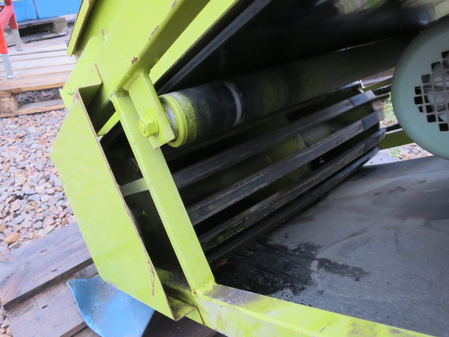 4392 SKALS conveyor with gooseneck 2700+1200 x 500