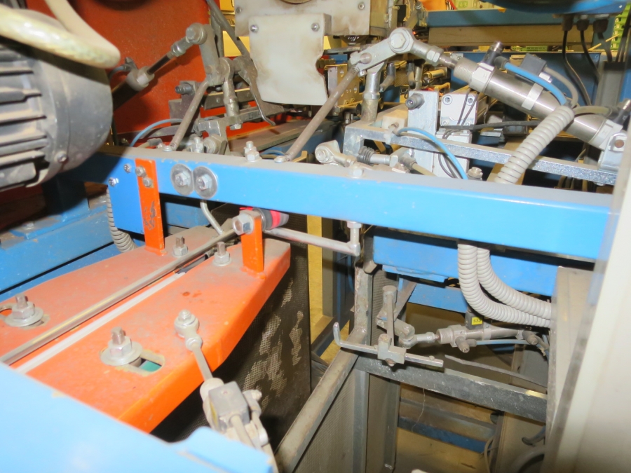 4406 EMVE BE5000 Papiertütemaschine
