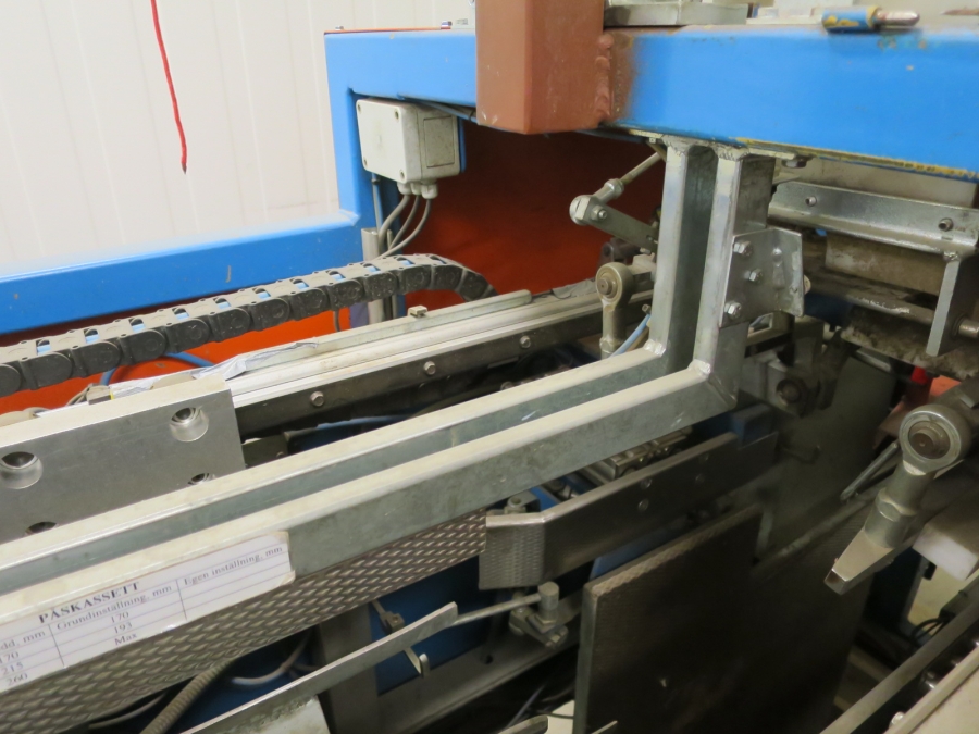 4406 EMVE BE5000 Papiertütemaschine
