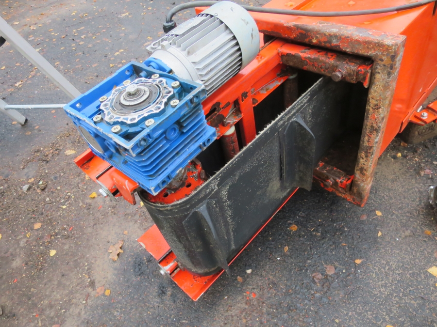 4437 EKKO Kartoffelwaschmaschine mit Hydraulische Trommel