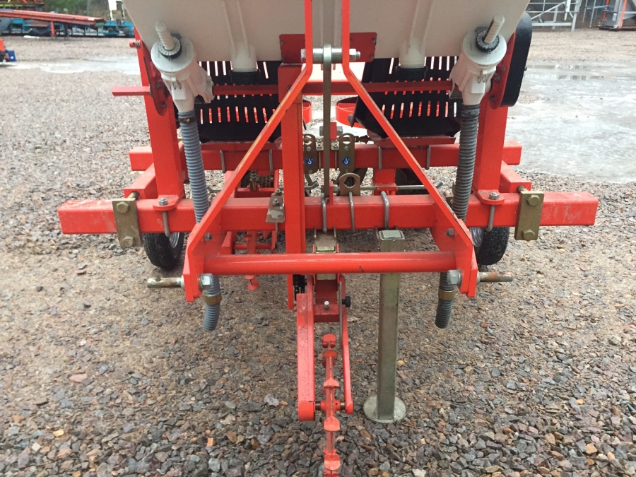 4447 Checchi & Magli F300L