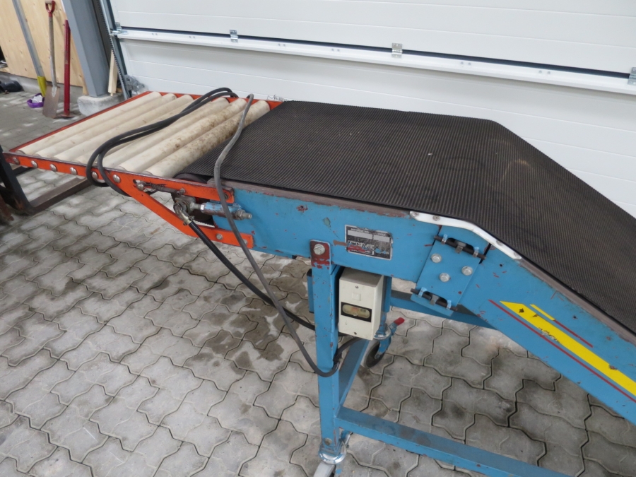 4502 EMVE säckelevator / påstransportör
