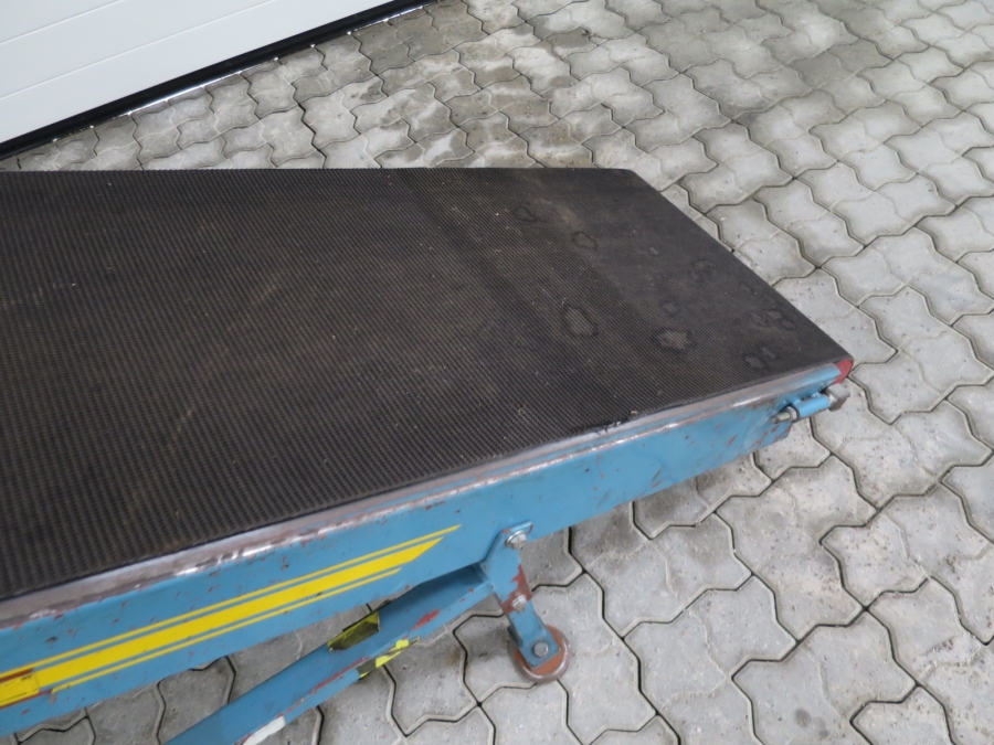 4502 EMVE säckelevator / påstransportör