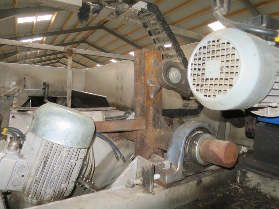 4552 TONG Martin Maq Polierer 3 m 