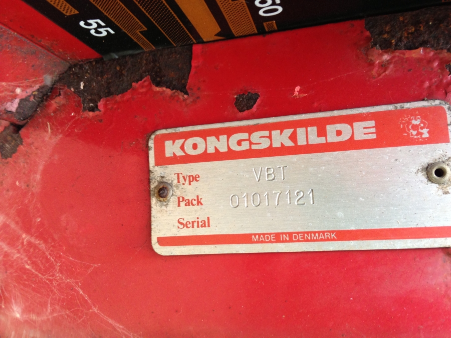 4571 Kongskilde row crop cleaner 5 row 3m wide