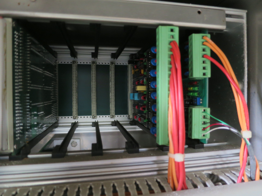 4575 Newtec 1100 computervåg
