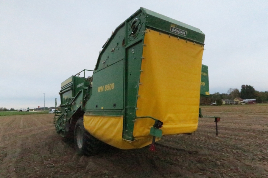 4592 Wuhlmaus WM 8500 2 row potato harvester