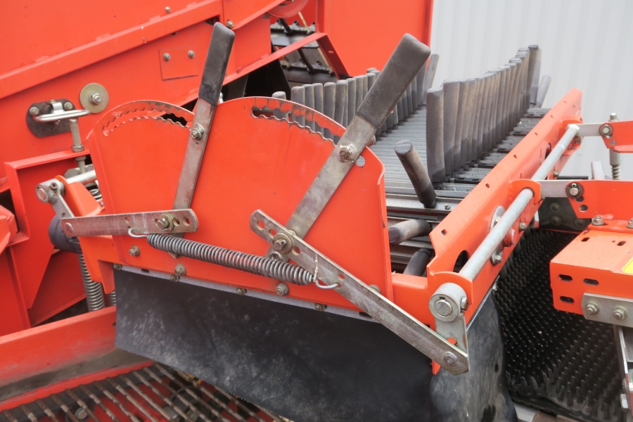 4609 Grimme SE 75-30 UB potatisupptagare