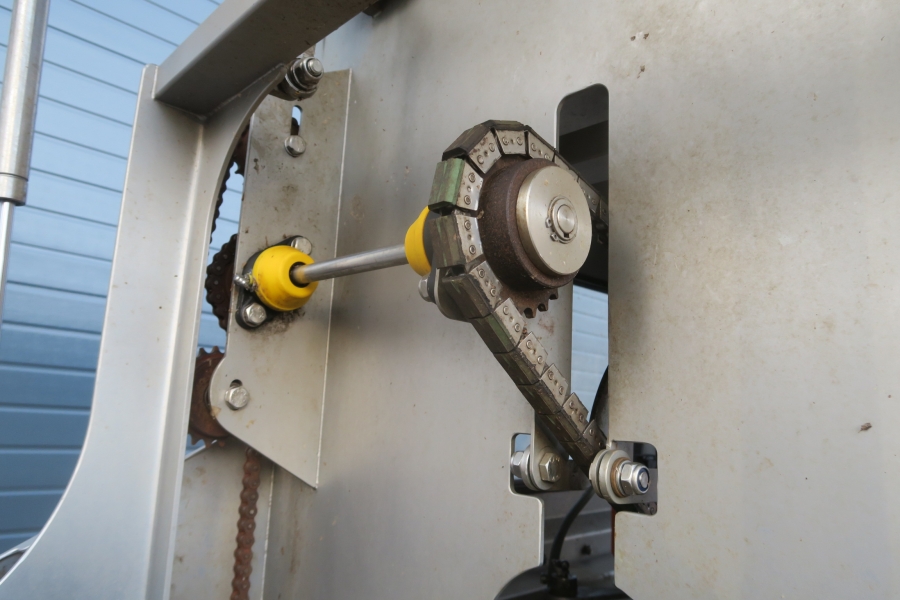 4620 Sormac Zwiebelschälmaschine USM-X100