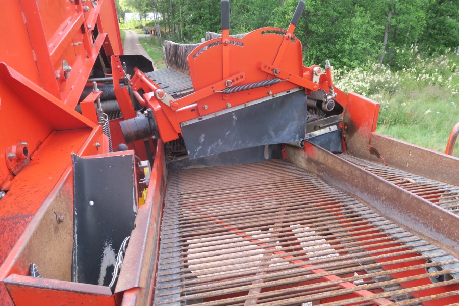 4665 Grimme SE75-30 potatisupptagare