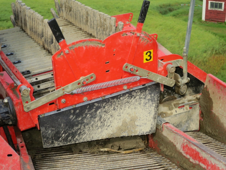 4679 Grimme SE75-30 potatisupptagare