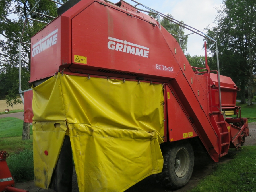 4679 Grimme SE75-30 potatisupptagare