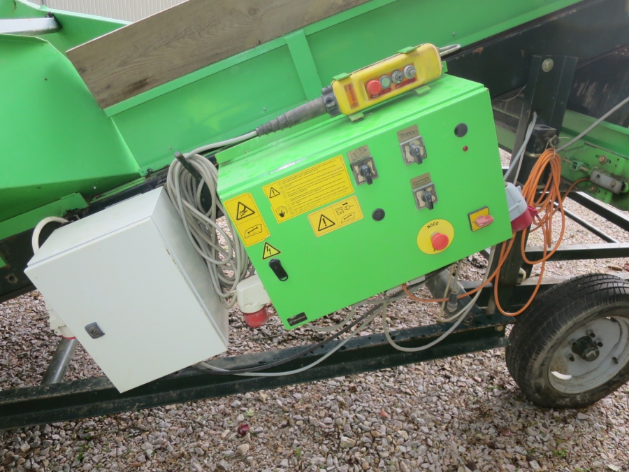 4688 Miedema SB151 avlastarbord
