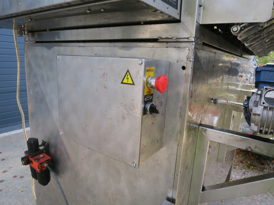 4699 Newtec 2009XB Waage