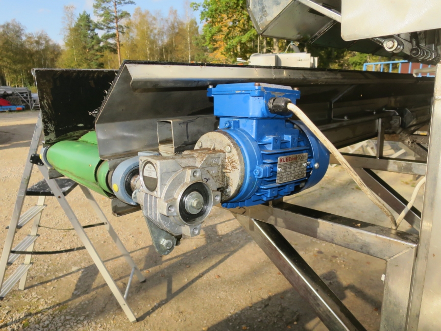 4699 Newtec 2009XB Waage