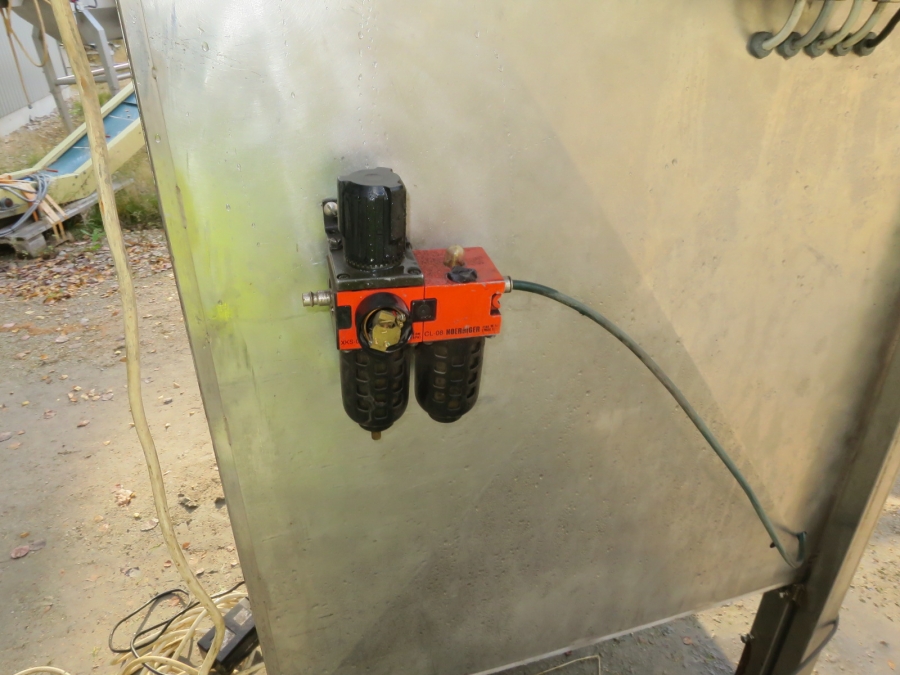 4699 Newtec 2009XB Waage