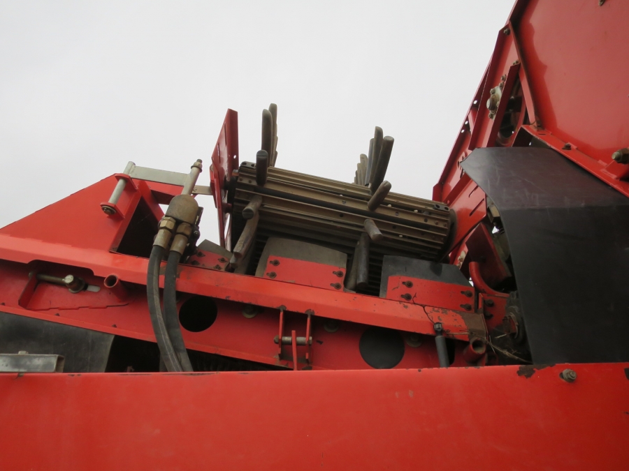 4704 Grimme SE75-30 potatisupptagare