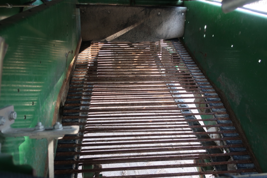 4738 WM 6000 potatisupptagare 6 ton tank