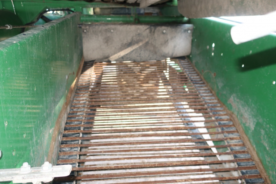 4738 WM 6000 potatisupptagare 6 ton tank
