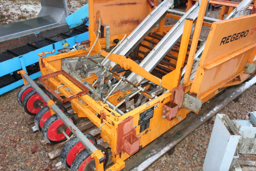 4744 Regero Pflanzmaschine 3 Reihen
