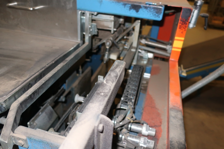 4785 NEWTEC 2012B with EMVE BE5000 paper bagger