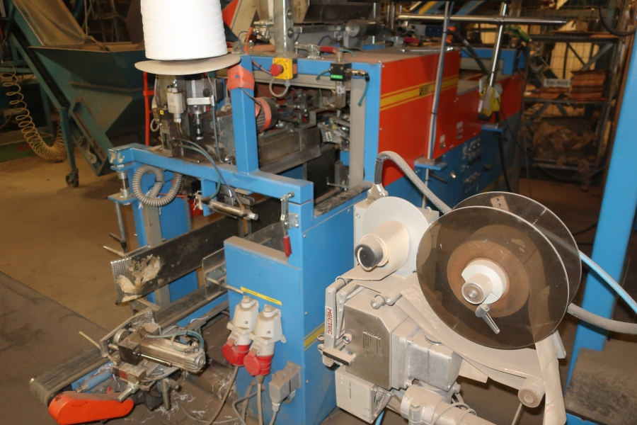 4785 NEWTEC 2012B with EMVE BE5000 paper bagger