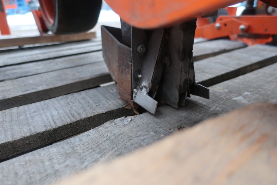 4789 Stanhay 785 precision seeder