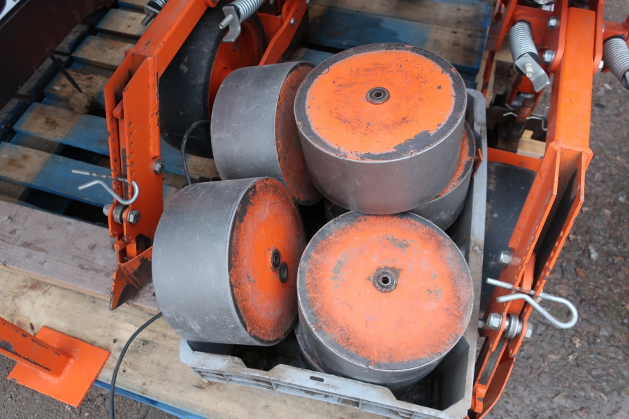 4789 Stanhay 785 precision seeder