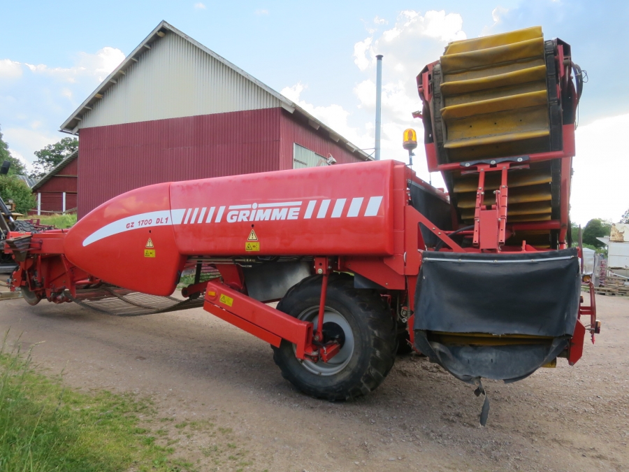 4822 Grimme GZ1700 Potato harvester