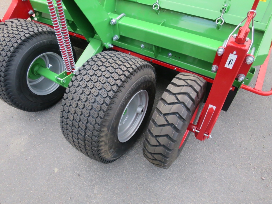 4846 Baselier haulm topper 4LKB190