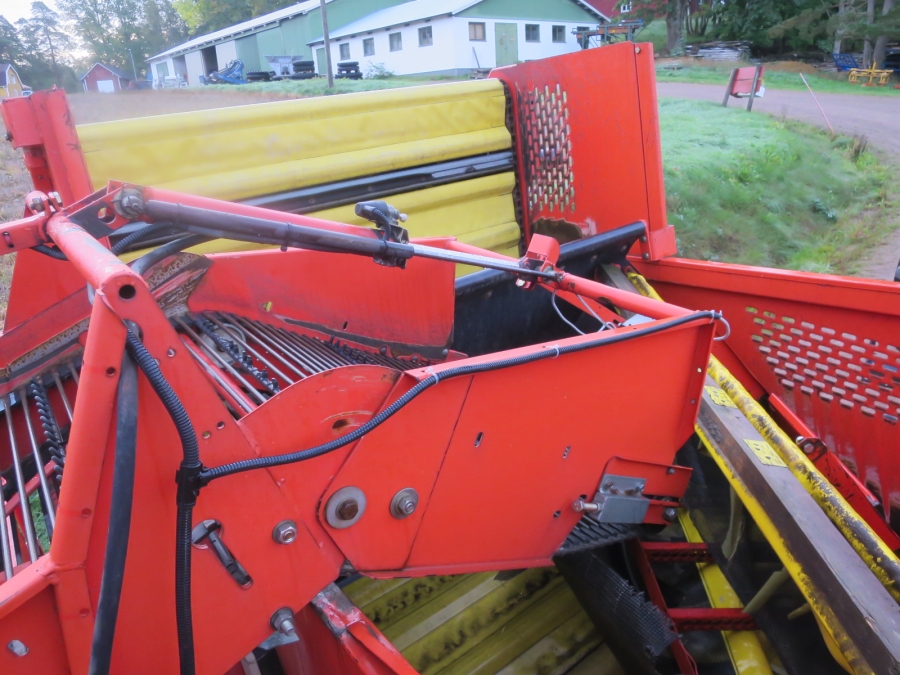 4865 Grimme SE75-30 Kartoffelroder
