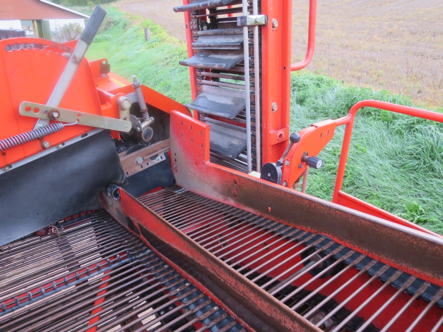 4865 Grimme SE75-30 Kartoffelroder