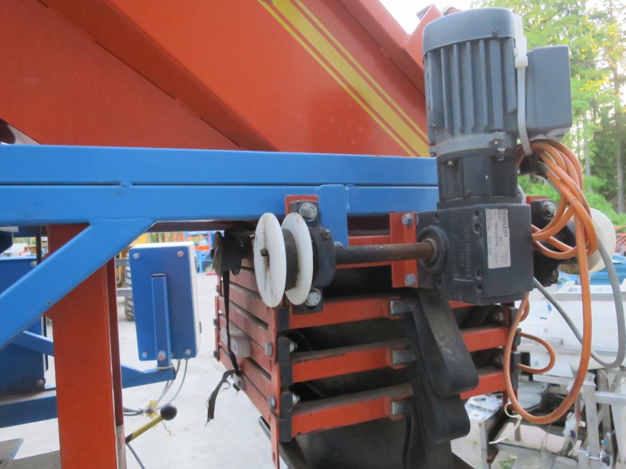 4880 EMVE automatic weigher for carrots, potatoes etc