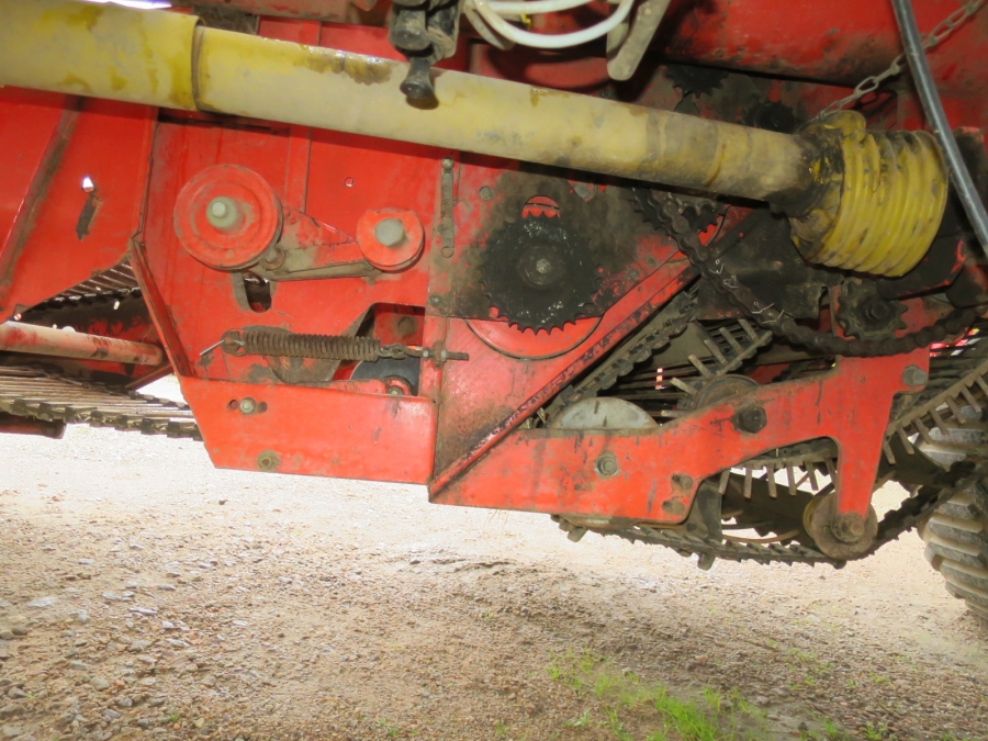 4895 Grimme SE75-20 potato harvester