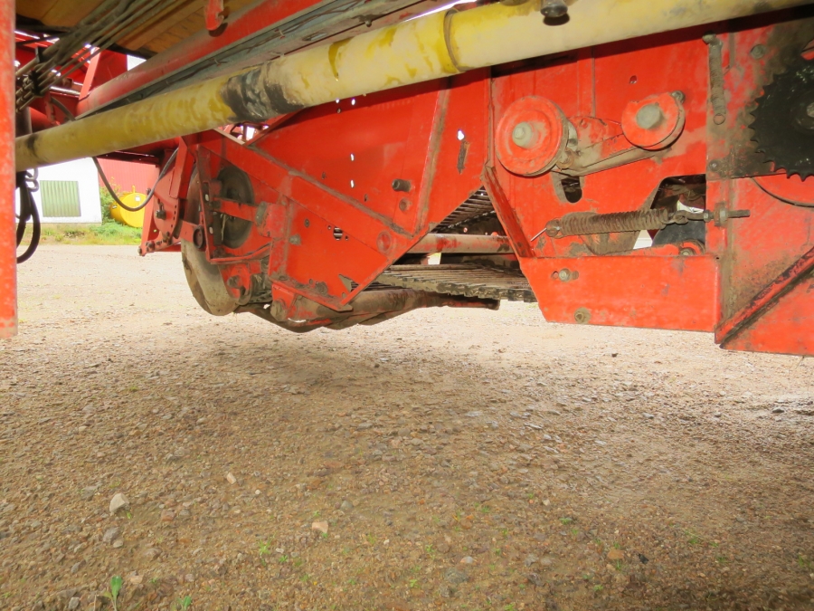 4895 Grimme SE75-20 potato harvester