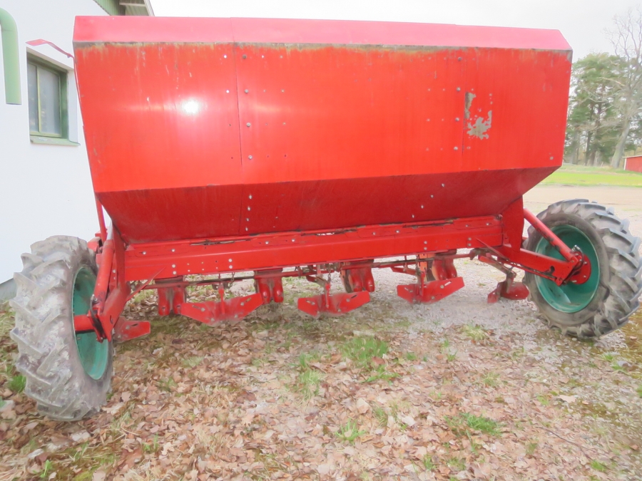 4931 Kverneland Underhaug potatissättare 4 rad