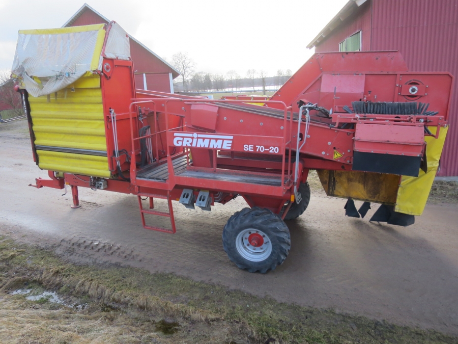 5003 Grimme SE70-20 potato harvester