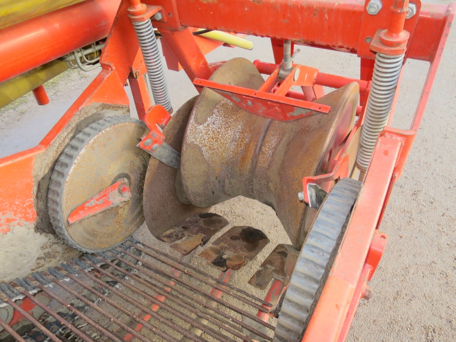 5003 Grimme SE70-20 potato harvester