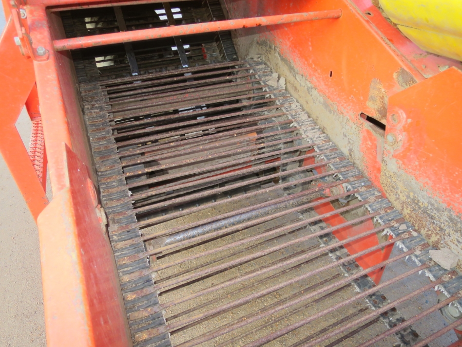5003 Grimme SE70-20 potato harvester