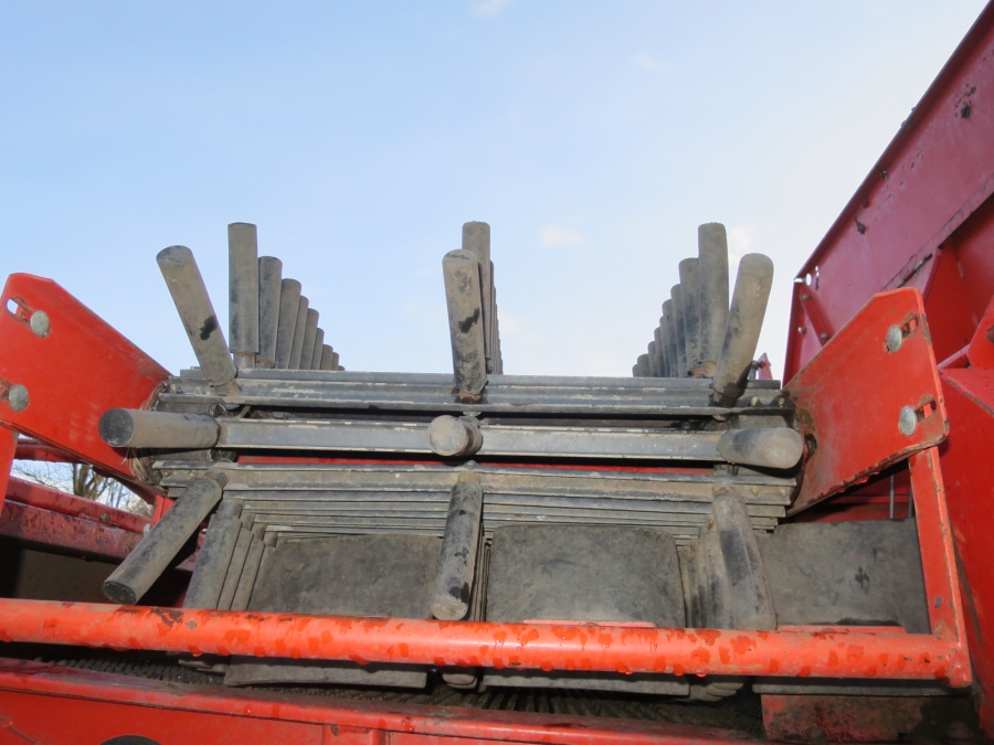 5003 Grimme SE70-20 potato harvester