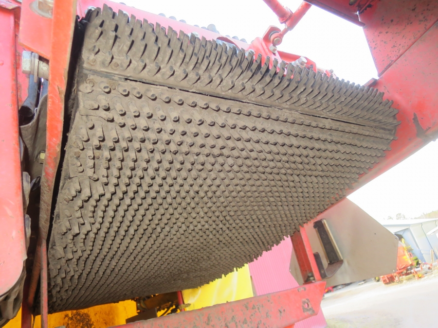 5003 Grimme SE70-20 potato harvester
