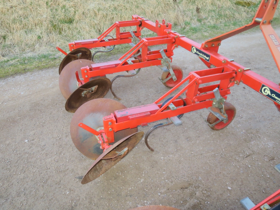 5018 Checchi & Magli tallrikskup VR76