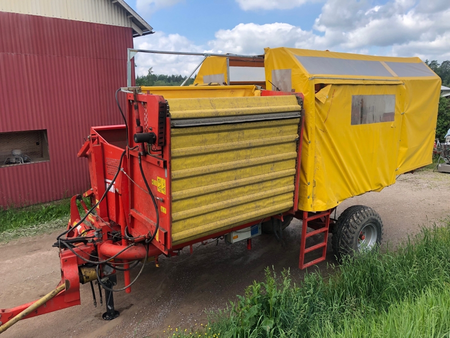 5035 Grimme SE75-40 potato harvester