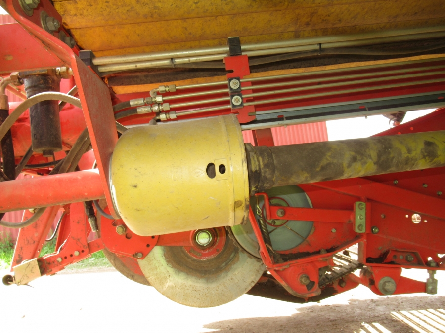 5035 Grimme SE75-40 potato harvester