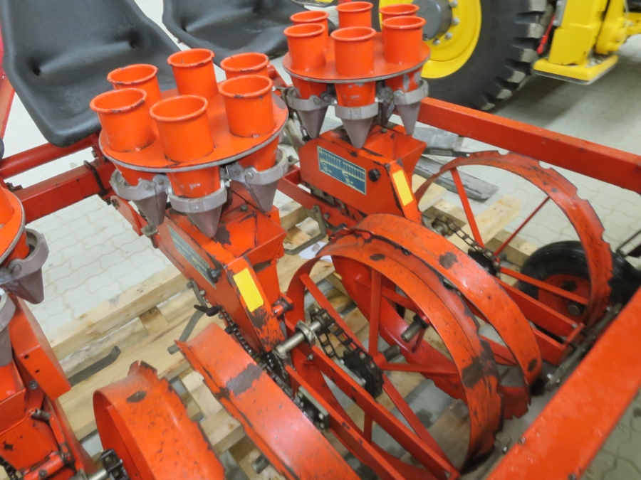 2027 Checchi Magli Tex planting machine 3 row