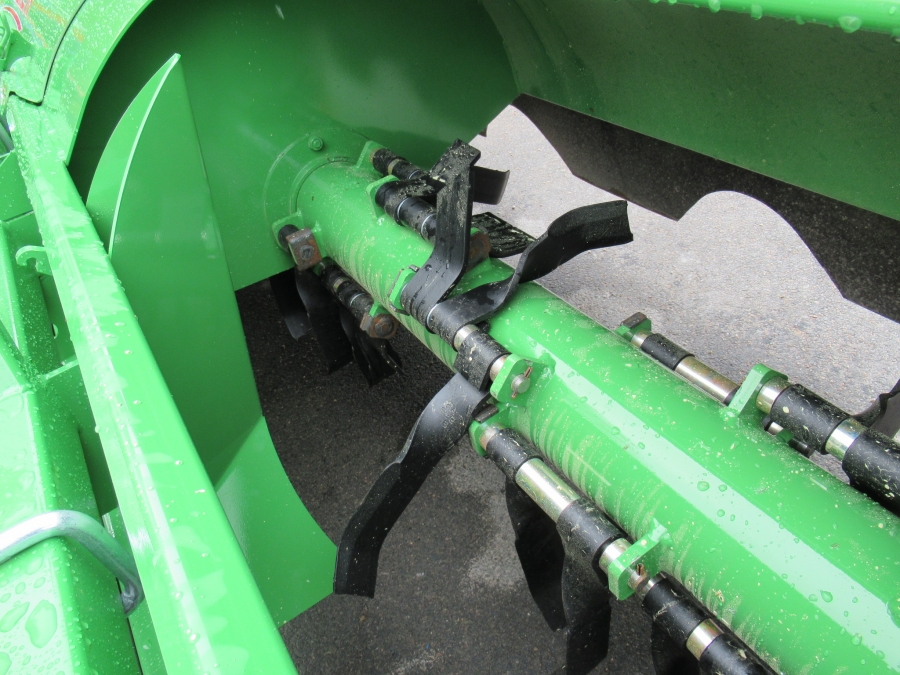 5087 Baselier haulm topper 4LKB320