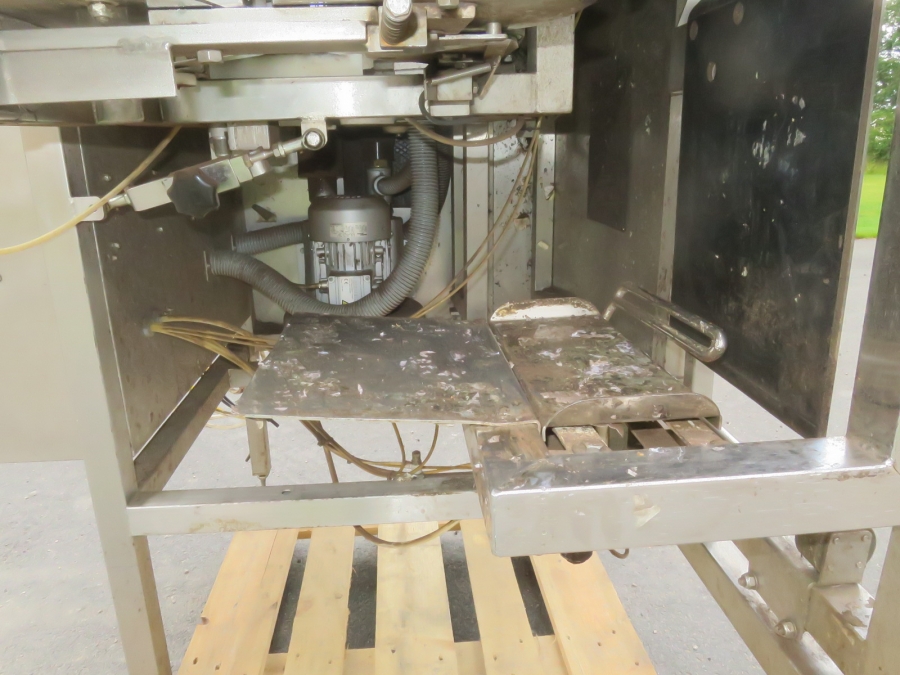 5105 Newtec PEB40G packmaskin till morot