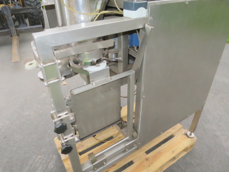 5105 Newtec PEB40G packmaskin till morot