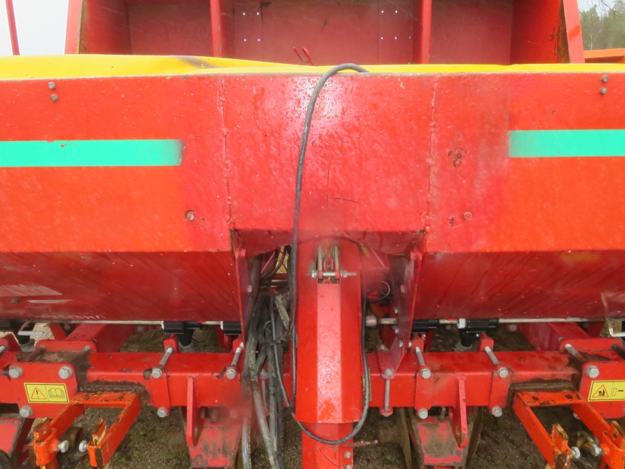 5149 Kverneland underhaug UN 3200 kombi potatissättare